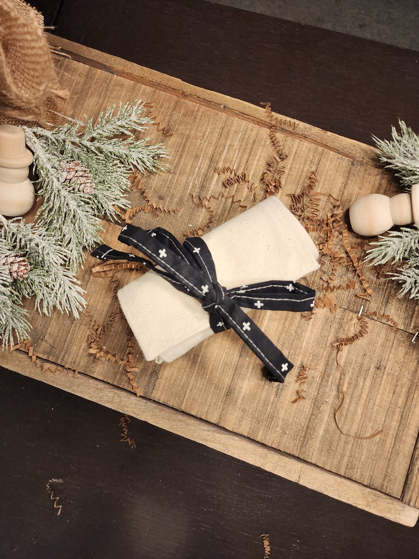 Crayon Roll Up - Black and White Cross - Jumbo