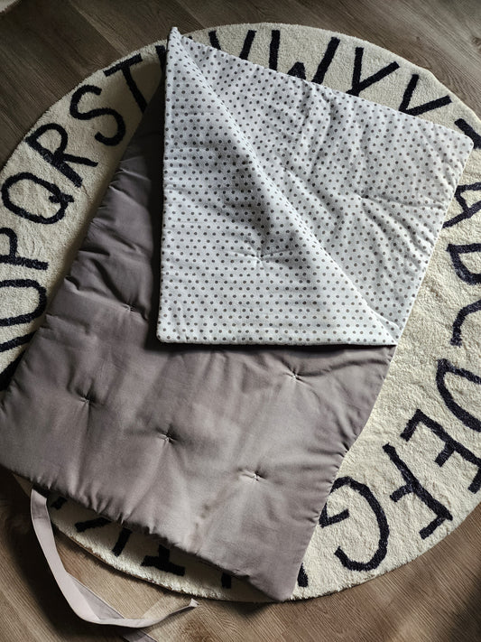 Sleeping Bag - Gray Dot